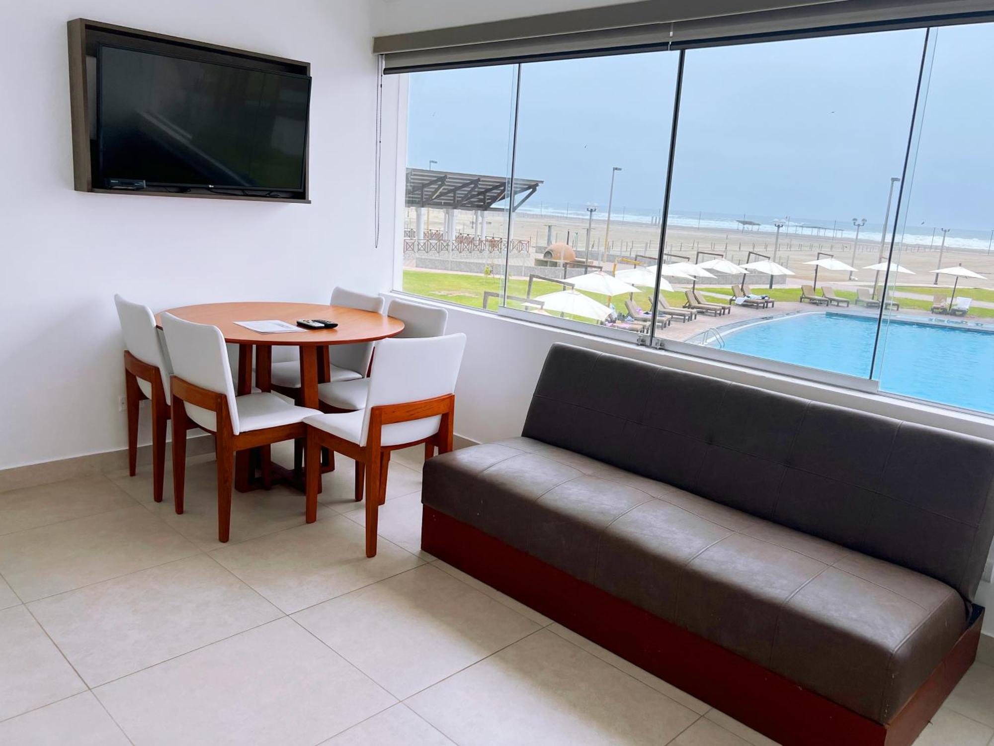 Dm Hoteles 아시아 외부 사진